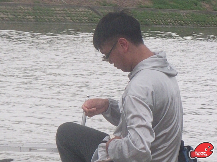 062.JPG