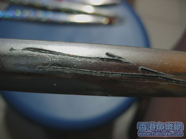 比佢拉下