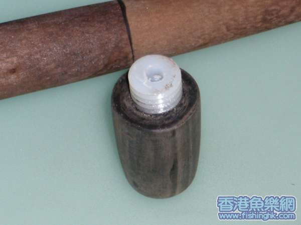 尼龍鑼絲是接駁竿尾的好材料。