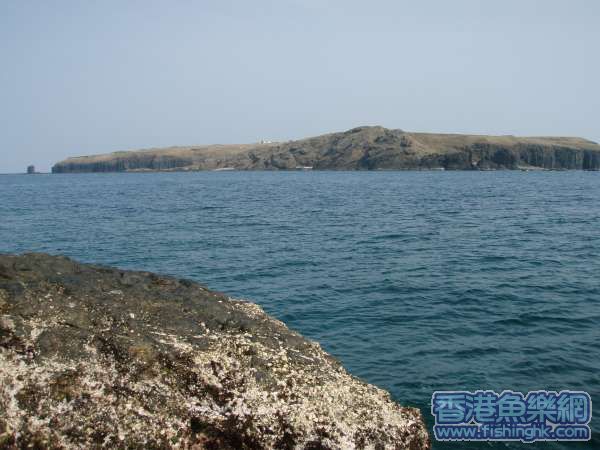 從 鐵鉆嶼 望 七美島