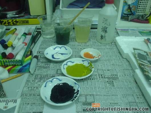 今次選用顏色有.黑色,深籃色,黃色,白色,橙紅色