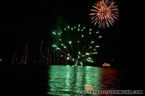 17Oct 夜晚湖上仲有大型煙花睇