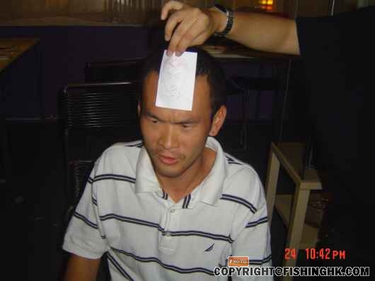 細雄做咩要貼符呢