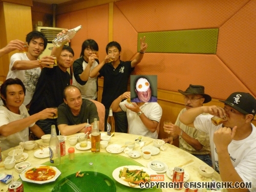 管理員:"得!飲大咗乜都唔記得!!"