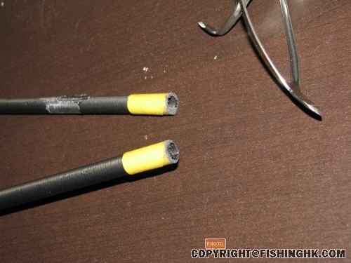 用鋸片小心地cut去爆花部份...