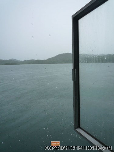石湖窗外一景