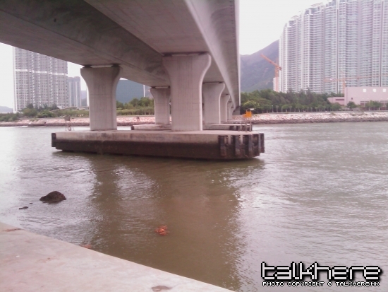 FIT左無耐~~大水退~=-=