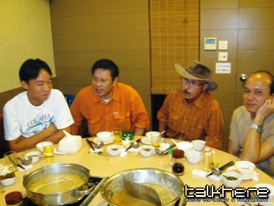 06.JPG