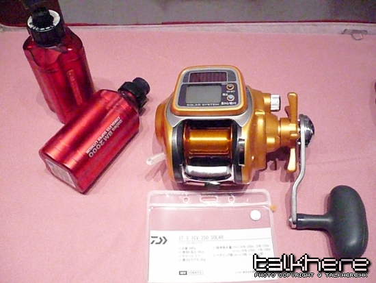 手持絞專用充電及新款太陽能供電顯示板手持絞