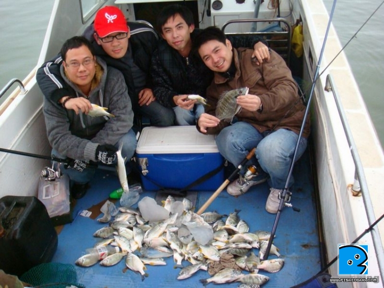 201012131901452160.jpg