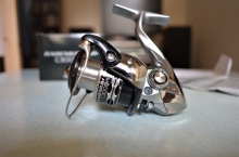 SHIMANO RARENIUM CI4+ C3000 HG 直絞  (已留)