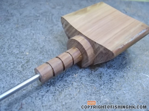 車出膠圈位置。