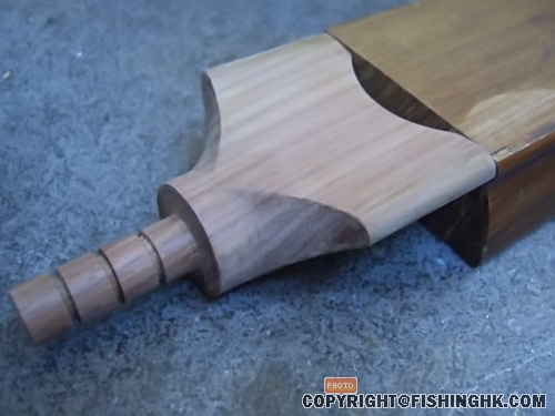 與花原本梨木材比較。